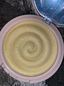 K.play Melon Highlighter