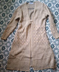 Imported Pure Woollen Fur Shrug For Winters