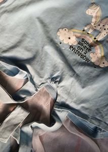 Adorable Unicorn Graphic Tee – Brand New!