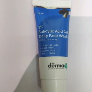 ENThe Derma Co. Salicylic Acid Facewash For Acne