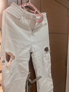 White Straight Pant 🤌🏻