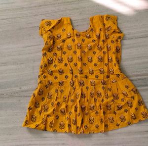 Yellow 💛 Top
