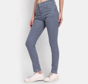 New with Tags Grey Denim Jeans 28 Waist