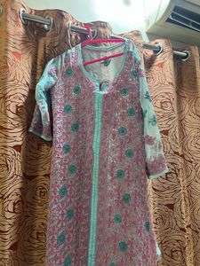 Lucknowi Chikankari Kurti