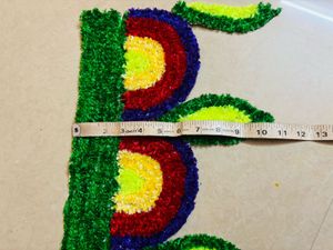 Handmade woollen rangoli