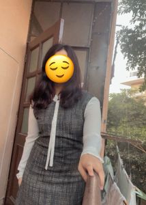 Elegant Grey Tweed Shift Dress