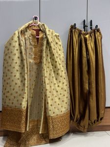 women ' Ethnic Kurta suits