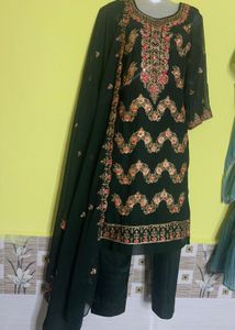 Elegant Green Embroidered Kurta Set