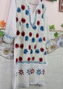 White Embroidered Kurta