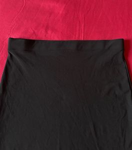 Chic Black Mini Skirt