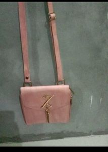 Simple Refreshing Face Wash And Women Purse