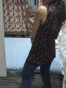 Sleeveless Printed Top