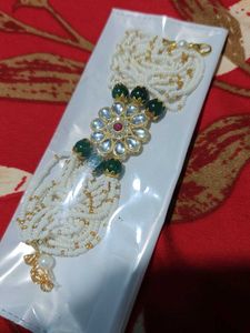 Kundan &amp; Pearl Bracelet Rakhi