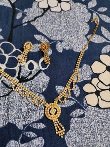 Set Of Artificial Necklace And Earrings