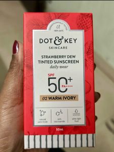 Dot &amp; Key Strawberry Dew Sunscreen
