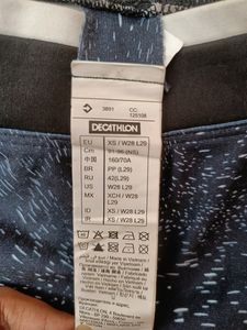 Decathlon Workout Leggings/ Yoga Pants