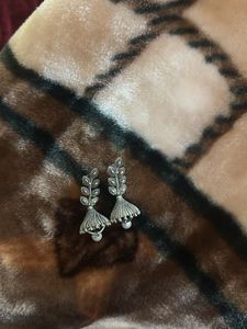 Oxidised Pearl studded earrings