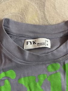 Gray Graphic Print T-Shirt