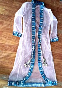 Elegant Embroidered Lehenga Set.