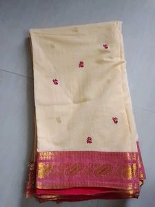 Kolkata Saree With Red And Golden Embroidery