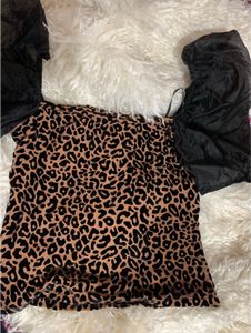 Animal Print Puff Sleeve Top