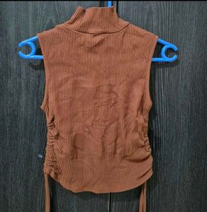 Ribbed Brown Top
