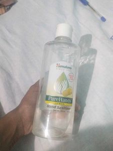Himalaya PureHands Lemon Sanitizer (500ml)