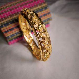 Jade Bracelet + City Gold Bangle
