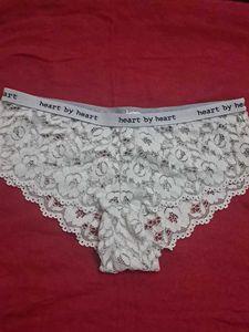 premium  imported laces four panty