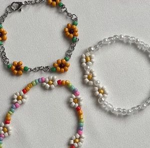 Daisy Beaded Bracelet Set Of 3