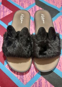 Pack Of 4 Flip Flop Slippers - Brand New