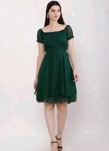 Stylish Green Midi Dress