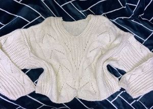 Aesthetic Crop Sweater❄️☃️