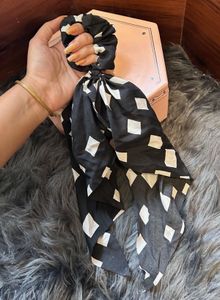 Black &amp; White Patterned Scarf Scrunchie