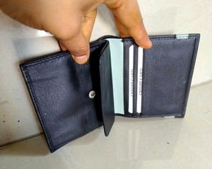 Black Bifold Wallet with Stripe