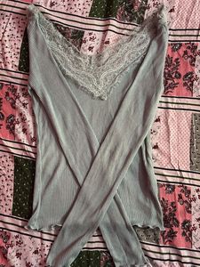 Lace Trim Long Sleeve Top