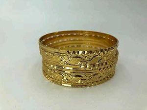Golden Finishing Bangles ✨💖