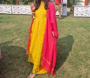 Elegant Mustard Kurta Set