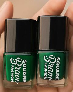 Green Nail Polish Set