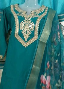 Beautiful  Peacock Green XXL Partywear Dress S