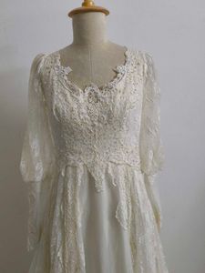 Vintage Lace Wedding Dress