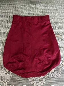 Elegant High-Waisted shapewear.