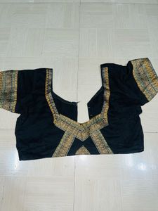 ✨Elegant Gold  &amp; Black Silk Sare✨