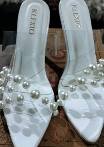 🤍White Pearl design High heels🤍