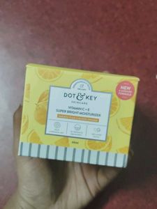 Dot & Key Moisturizer