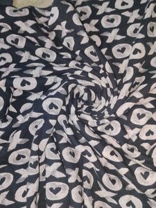 Patterned T-shirt for men (XL) and (L)