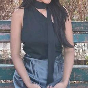 Sleeveless Tie-Neck Top