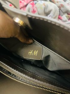 H&amp;M bucket bag