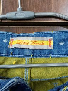 Yellow Sleeveless Kurti With Jean
