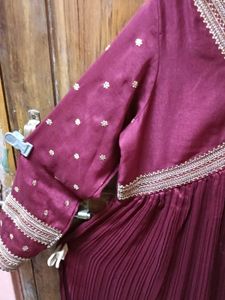 1-TimeUsed AhikaBrand Maroon FloorLength Frok-Dupa
